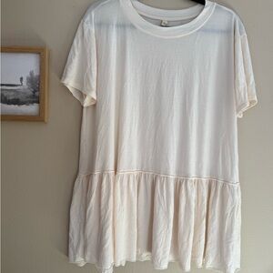 Wishlist by ROOLEE| Cream Boxy Short Sleeve Tee | Size Large
